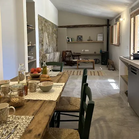 Stazzu Pittorra Per 4 Persone Ferienhaus